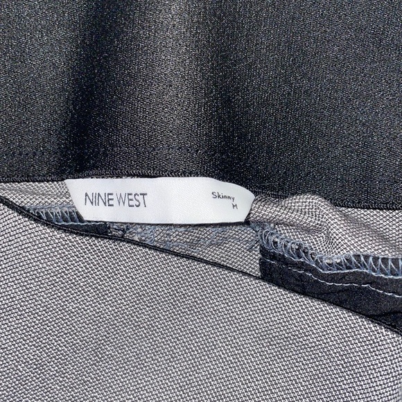 Nine West | Skinny Grey Pants | Size Medium - Picture 4 of 4